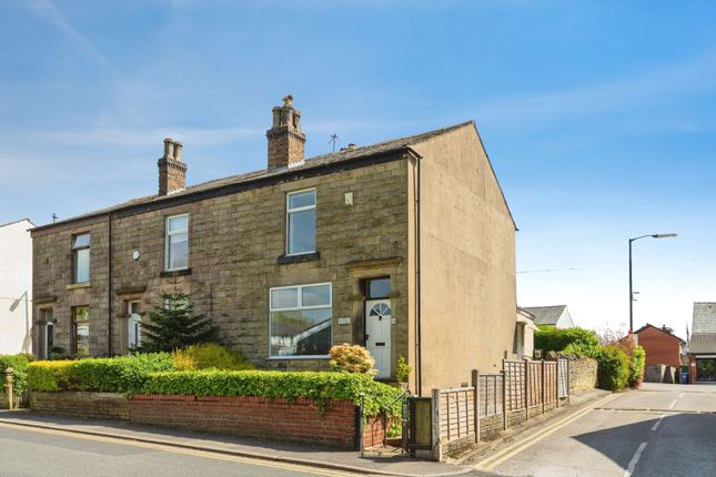 2 bed property, in Railway Road, £140,000