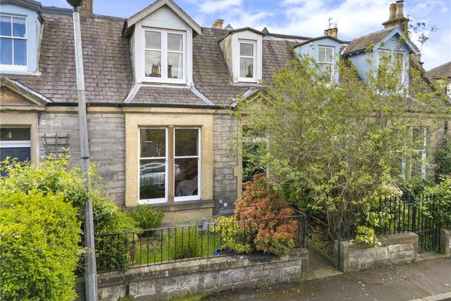 4 bed property, in Park Place, £595,000