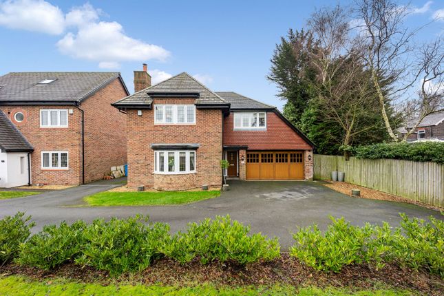 5 bed property, in Church View Close, £575,000