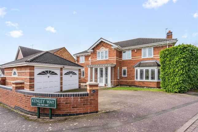 5 bed property, in Rothwell Drive, £800,000