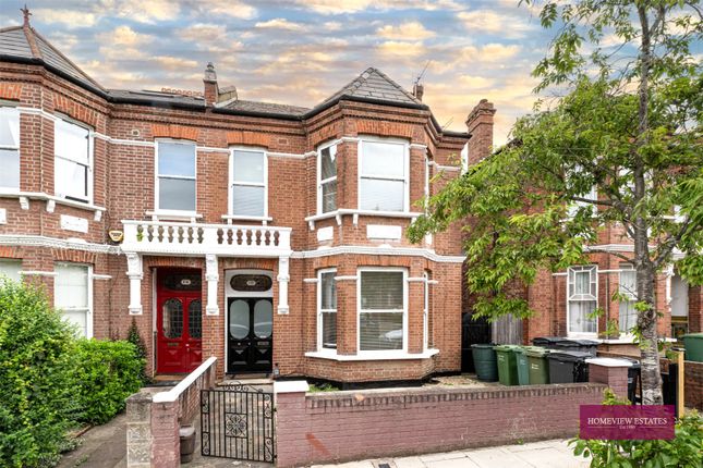 4 bed property, in Ebbsfleet Road, £1,200,000