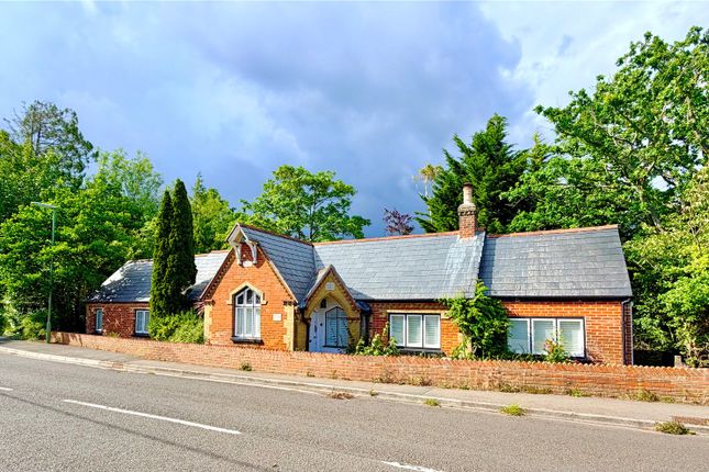 2 bed property, in All Saints Road, £290,000