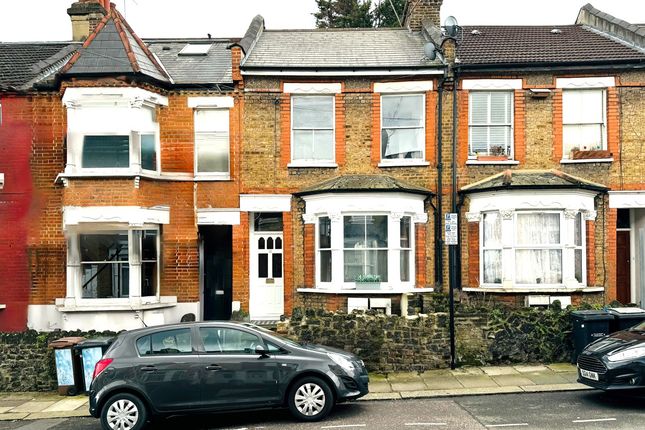 2 bed property, in Steele Road, £330,000