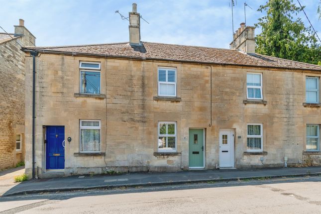 2 bed property, in Priory Street, £300,000