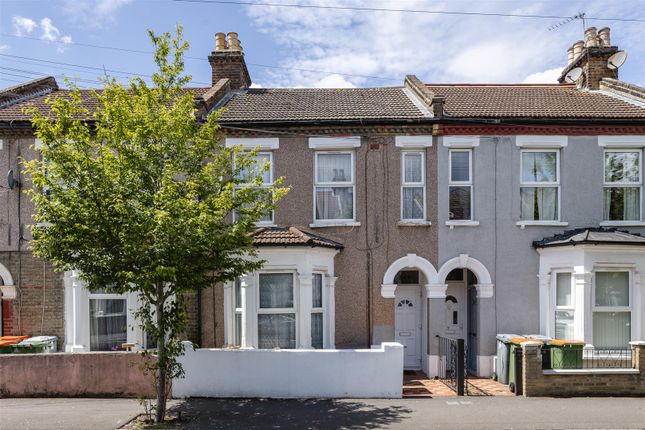 3 bed property, in Stork Road, £375,000