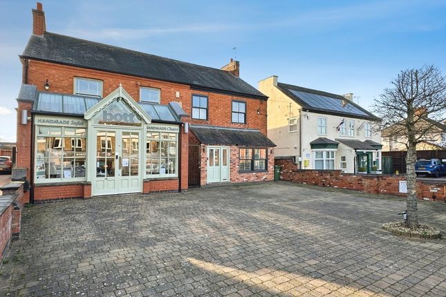 4 bed property, in 18-20 Leicester Road, £900,000