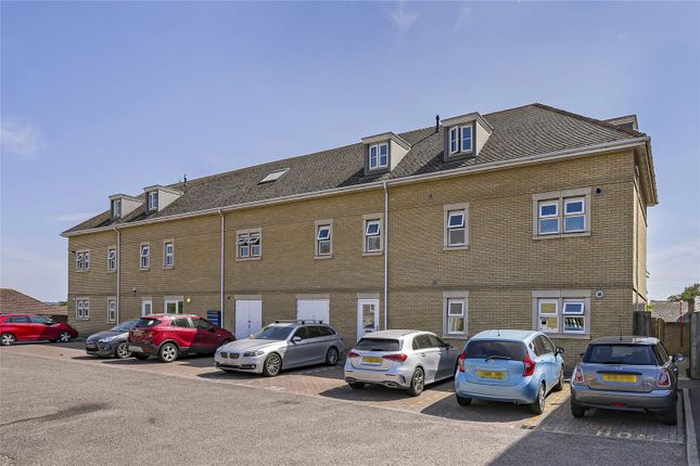 1 bed property, in Constance Grove, £210,000
