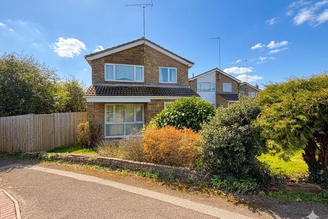 3 bed property, in Ennerdale Close, £300,000