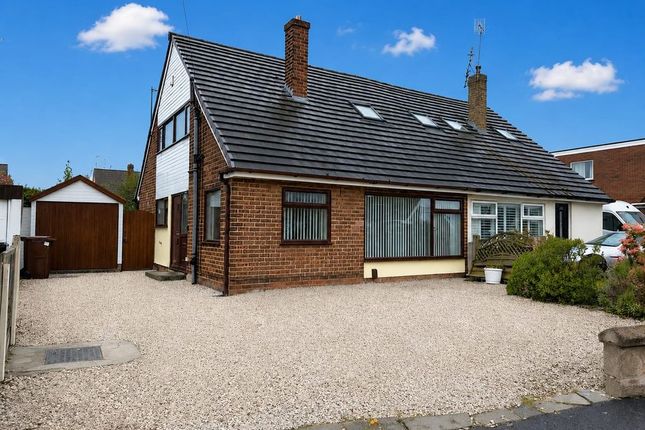 3 bed property, in Andrew Avenue, £235,000