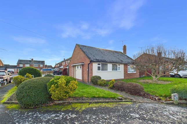 3 bed property, in Aplin Road, £410,000