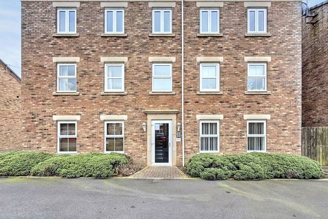 2 bed property, in Aysgarth, £80,000