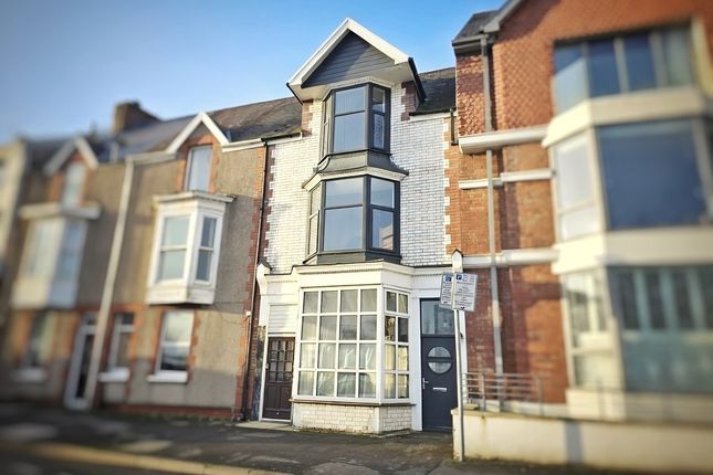 3 bed property, in 674 Mumbles Road, £435,000