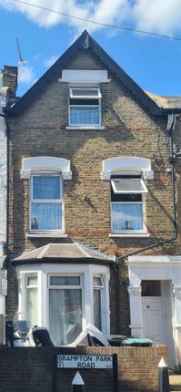 4 bed property, in Brampton Park Road, £1,100,000