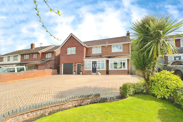 4 bed property, in Cannock Road, £695,000