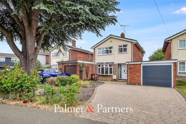 3 bed property, in Sidmouth Road, £450,000