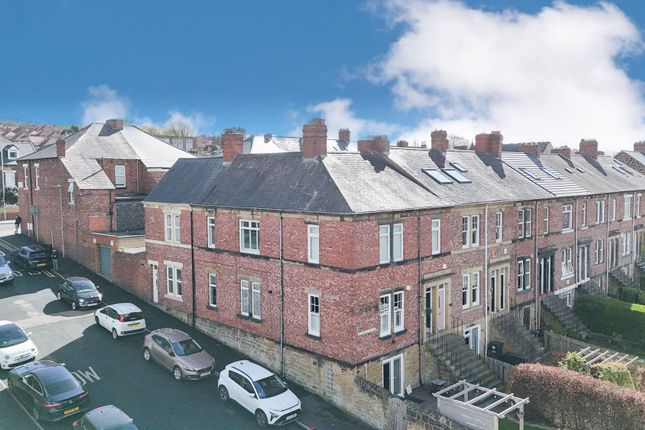 3 bed property, in Worley Avenue, £175,000