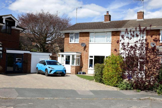 3 bed property, in Wenwell Close, £530,000