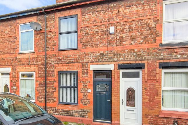 3 bed property, in Dudley Street, £145,000