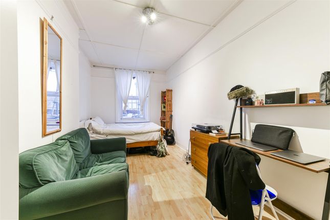8 bed property, in West End Lane, £1,450,000