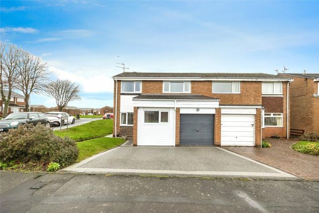 3 bed property, in Harewood Drive, £180,000