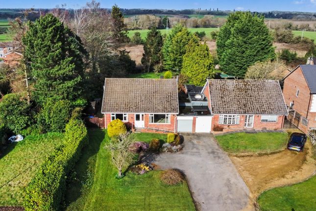 4 bed property, in Lutterworth Road, £415,000