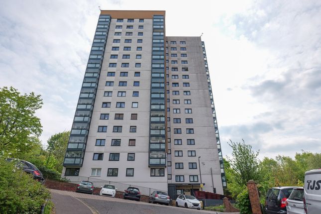2 bed property, in Wheatley Court, £58,000