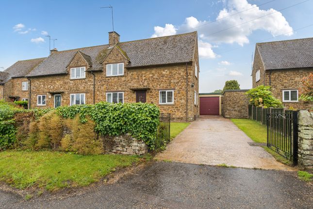 2 bed property, in Lime Avenue, £300,000