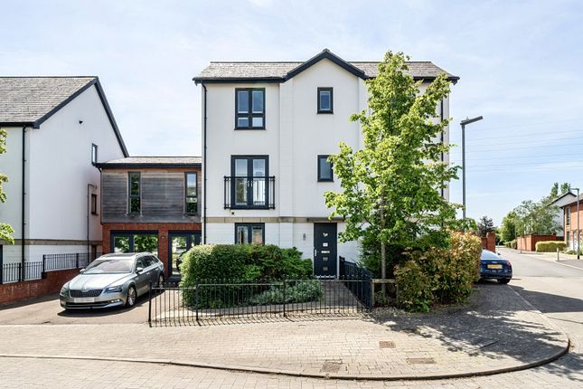 5 bed property, in Prince Regent Avenue, £700,000