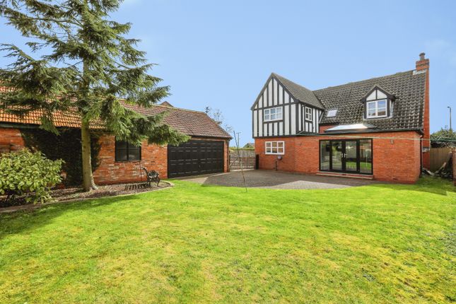 4 bed property, in Doncaster Road, £375,000