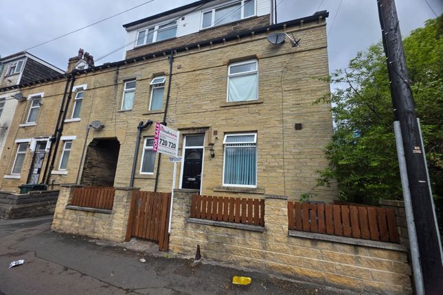 4 bed property, in Dirkhill Road BD7, £219,000
