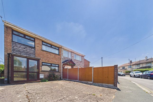 3 bed property, in Murford Avenue, £250,000