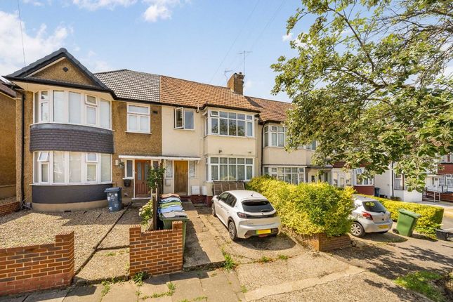 1 bed property, in Dudley Gardens, £249,950
