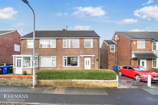 3 bed property, in Langdale Drive, £250,000