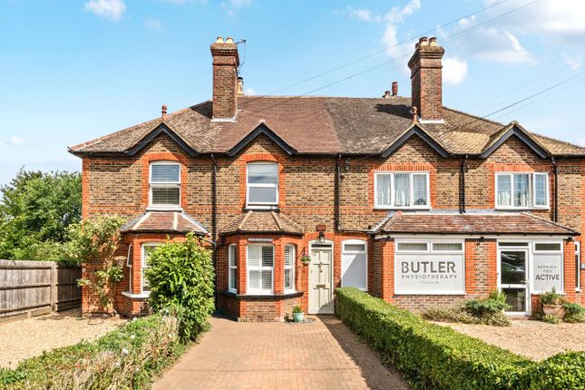 3 bed property, in Chilworth, £550,000