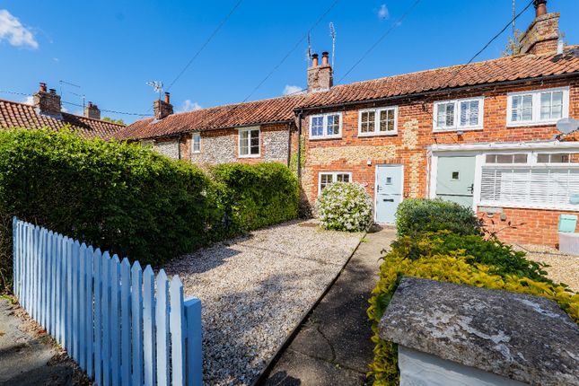 2 bed property, in Broomsthorpe Road, £265,000