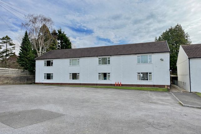 1 bed property, in Beaconsfield Court, £110,000