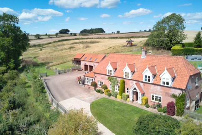 4 bed property, in Welton-Le-Wold, £925,000