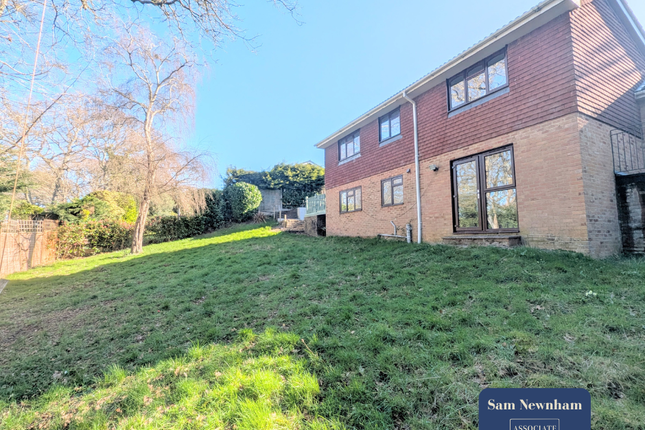 4 bed property, in Hollowood Road, £450,000