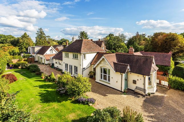 3 bed property, in Eastbourne Road, £765,000