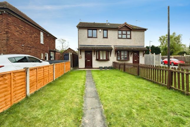 2 bed property, in Tudor Meadow, £115,000