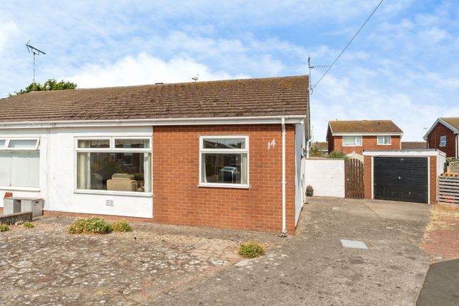 2 bed property, in Awelon Mor, £140,000