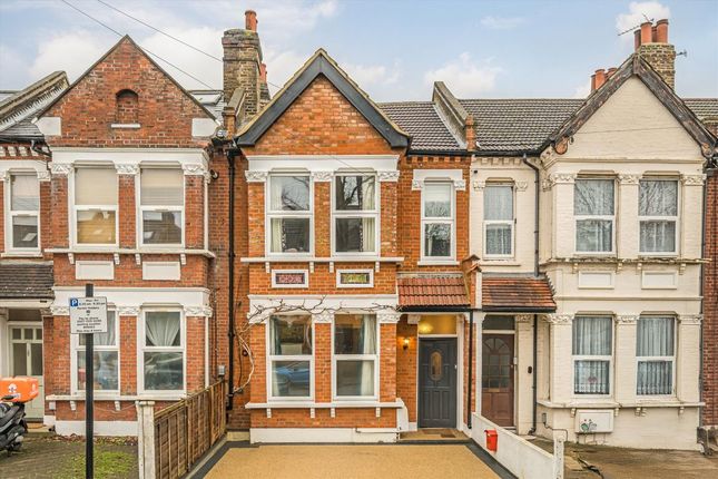 4 bed property, in Gleneagle Road, £1,075,000