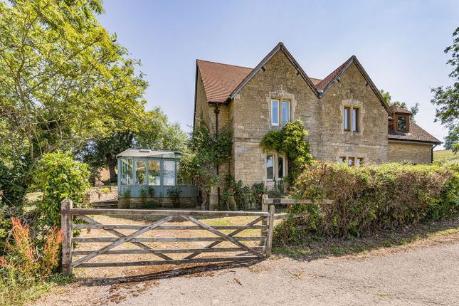 2 bed property, in Vineyard Farm Cottages, £500,000