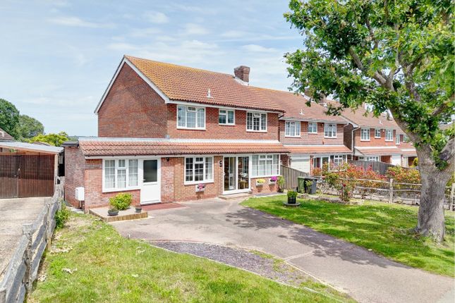 5 bed property, in Marshfoot Lane, £475,000
