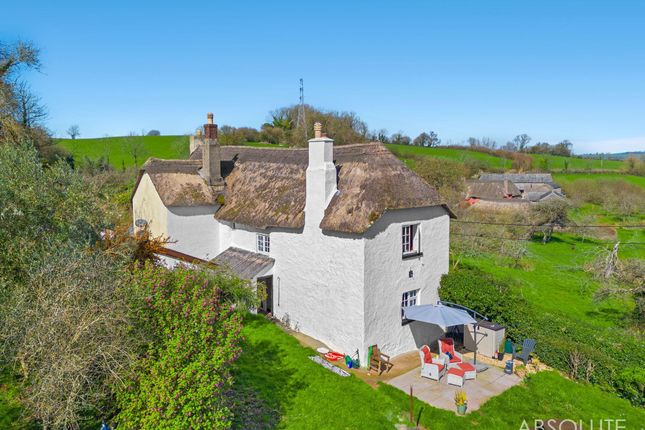3 bed property, in Whilborough, £750,000