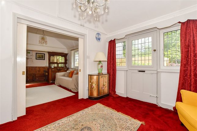2 bed property, in Roman Road, £500,000