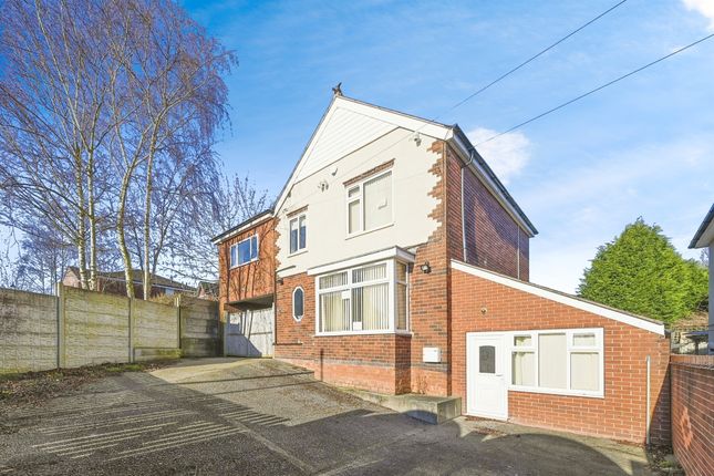 5 bed property, in Hollywell Avenue, £350,000