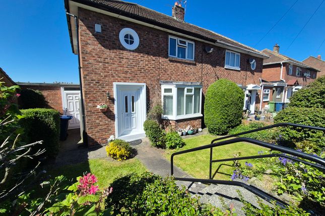 2 bed property, in Don View, £145,000
