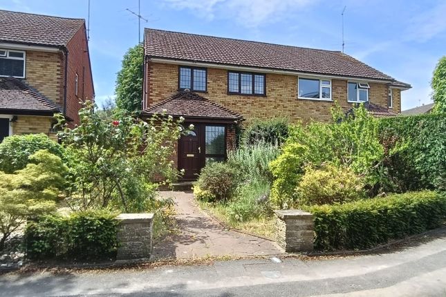 3 bed property, in Beech Tree Drive, £425,000