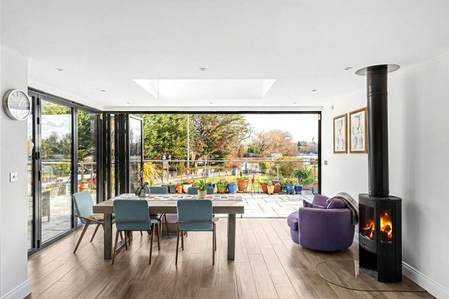 5 bed property, in Hamm Court, £2,350,000